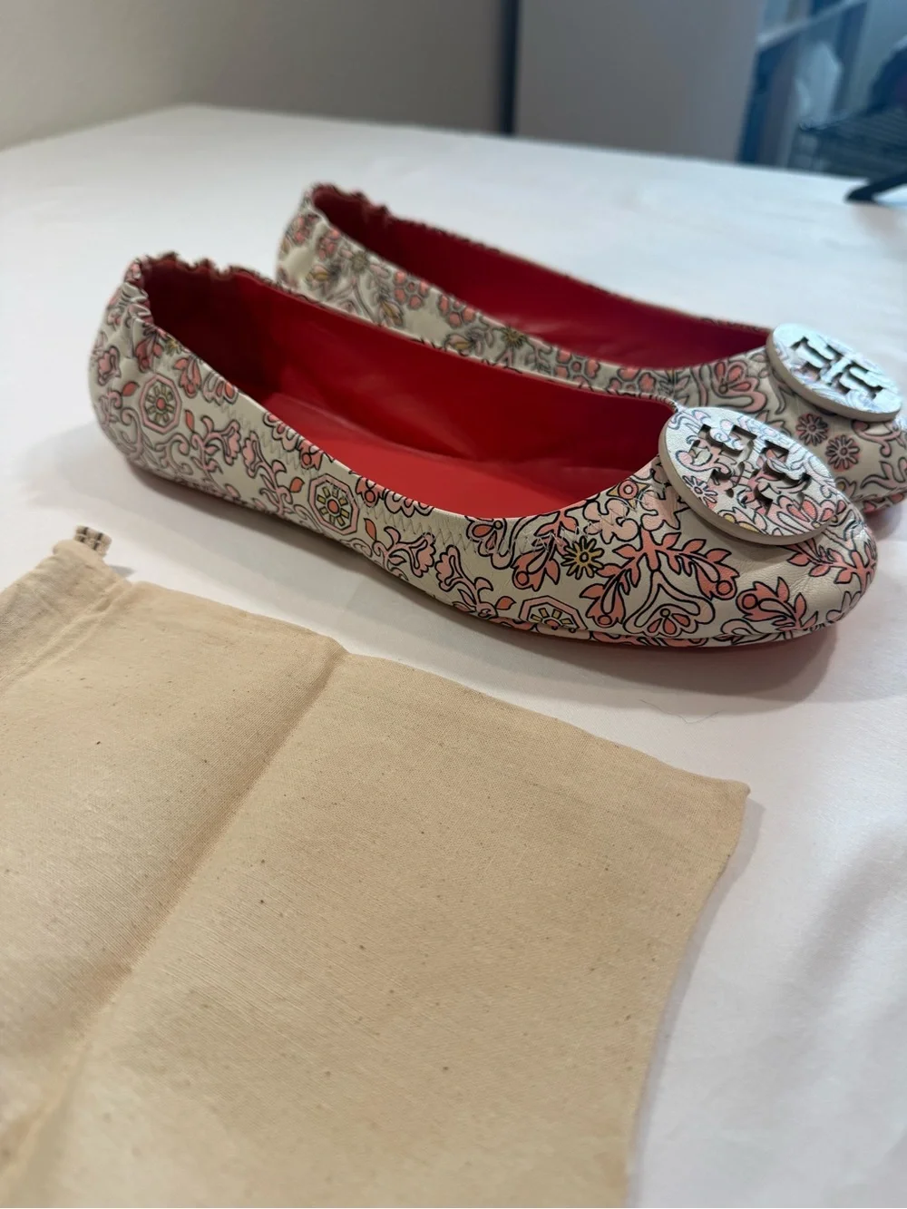 Tory Burch White Floral Ballet Flats with Red Interior